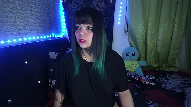 Snapshot of Eta_carinae chatting on 11/24/25, 03:50 Eta carinae online show from 11/24/25, 03:50