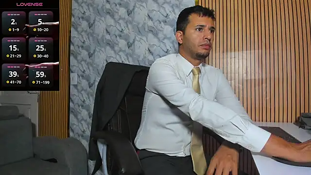 Hideintheoffice online show from 11/27/25, 09:00