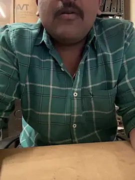 Hillz king 98 online show from 02/08/25, 11:02