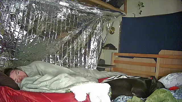 Snapshot of JuicyFuckinPussy chatting on 01/27/25, 10:06 JuicyFuckinPussy online show from 01/27/25, 10:06