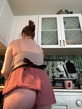 Snapshot of MayaMystic chatting on 02/19/26, 01:07 MayaMystic online show from 02/19/26, 01:07