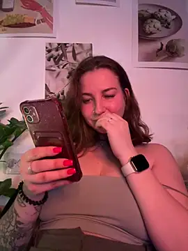 Snapshot of MayaMystic chatting on 03/11/26, 03:07 MayaMystic online show from 03/11/26, 03:07