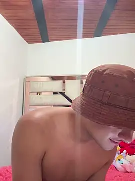 Snapshot of LeonardoGoyko chatting on 12/20/24, 09:50 LeonardoGoyko online show from 12/20/24, 09:50