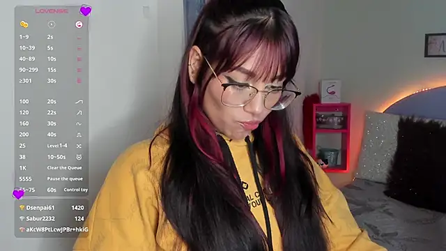 Snapshot of Fresita_Rosita chatting on 01/18/25, 07:37 Fresita Rosita online show from 01/18/25, 07:37