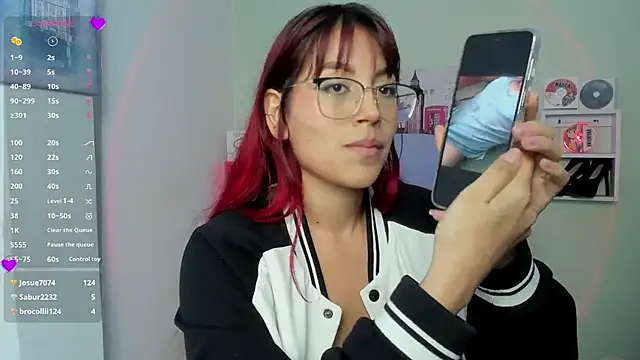 Snapshot of Fresita_Rosita chatting on 03/07/25, 06:43 Fresita Rosita online show from 03/07/25, 06:43