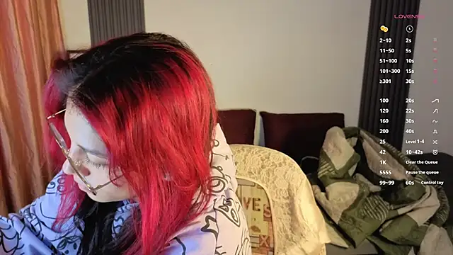 Snapshot of Fresita_Rosita chatting on 09/15/25, 12:16 Fresita Rosita online show from 09/15/25, 12:16