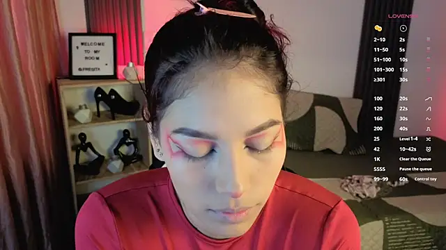 Snapshot of Fresita_Rosita chatting on 09/20/25, 02:07 Fresita Rosita online show from 09/20/25, 02:07