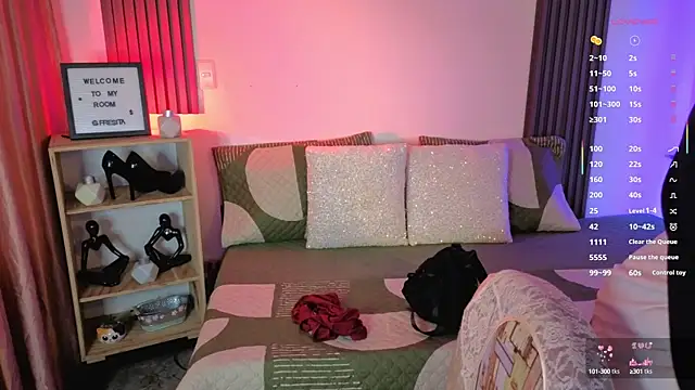 Snapshot of Fresita_Rosita chatting on 10/08/25, 12:03 Fresita Rosita online show from 10/08/25, 12:03