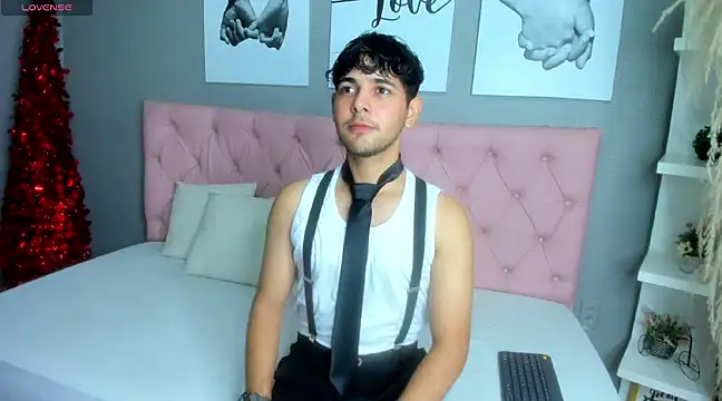 Samir bear online show from 12/24/24, 01:06