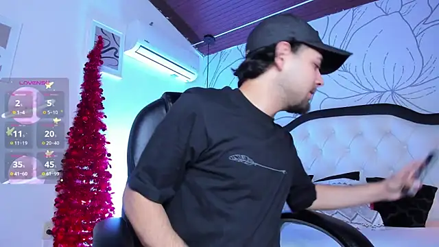 Samir bear online show from 12/19/25, 12:34