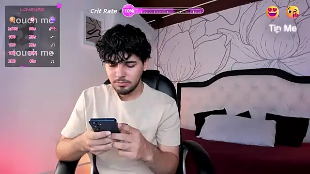 Snapshot of Samir_bear chatting on 05/29/26, 12:47 Samir bear online show from 05/29/26, 12:47