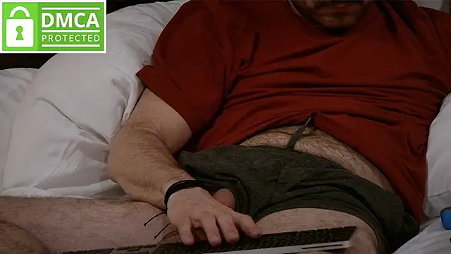 Snapshot of loveapoundingnow chatting on 04/06/26, 11:49 loveapoundingnow online show from 04/06/26, 11:49