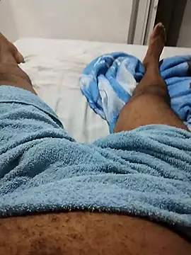 lucasquirao1234 online show from 09/27/25, 11:37