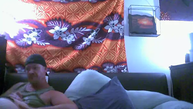 Snapshot of lara1105 chatting on 02/06/25, 04:47 lara1105 online show from 02/06/25, 04:47