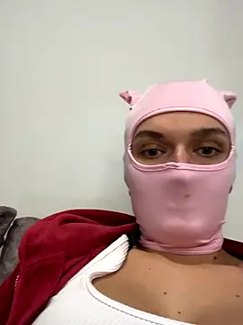 Nikki Hoee online show from 11/29/25, 06:44