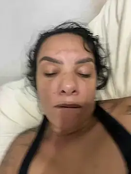 briannaa557 online show from 02/06/25, 03:52