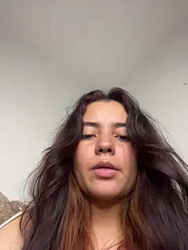 Snapshot of Ema_kraus chatting on 02/14/26, 12:18 Ema kraus online show from 02/14/26, 12:18