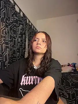 Ema kraus online show from 06/24/26, 12:42