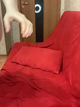 Snapshot of Sweet_white_chocolate chatting on 02/12/25, 08:49 Sweet white chocolate online show from 02/12/25, 08:49