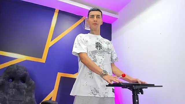Angel xxx online show from 06/22/26, 03:58