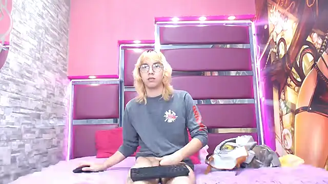 perfectlump online show from 10/03/25, 02:03