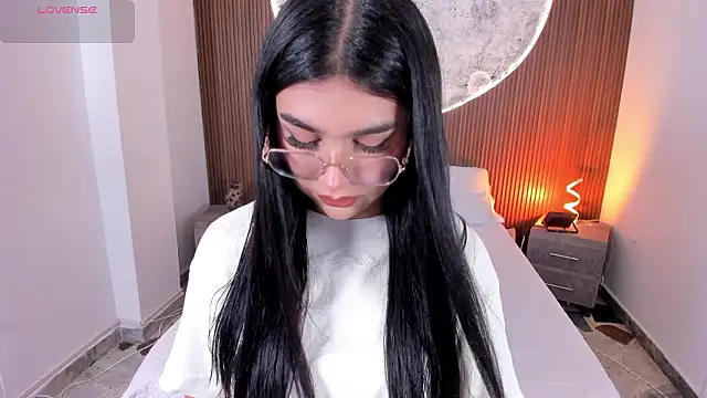 RoseCassie online show from 02/02/26, 01:54