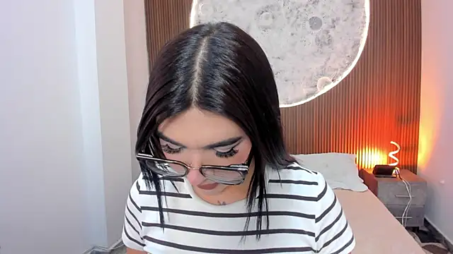 RoseCassie online show from 03/04/26, 01:39