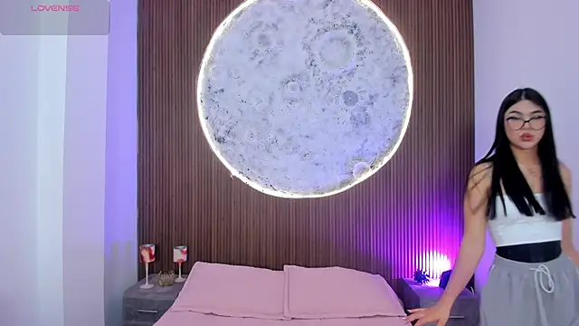 RoseCassie online show from 03/27/26, 01:22