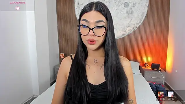 RoseCassie online show from 03/29/26, 12:05