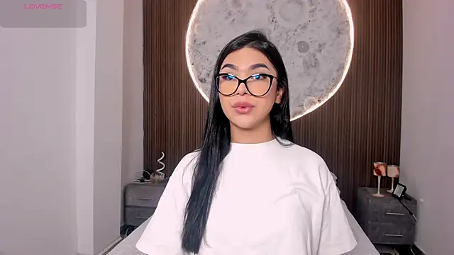 RoseCassie online show from 04/10/26, 01:27