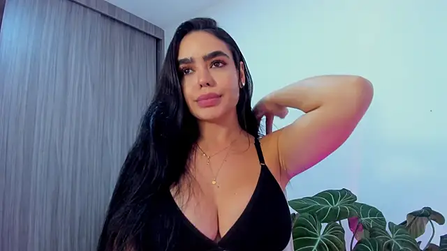 Sara Leblanc online show from 01/05/26, 05:27