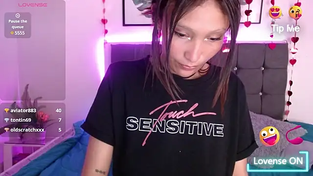 mia collens online show from 03/16/25, 04:09