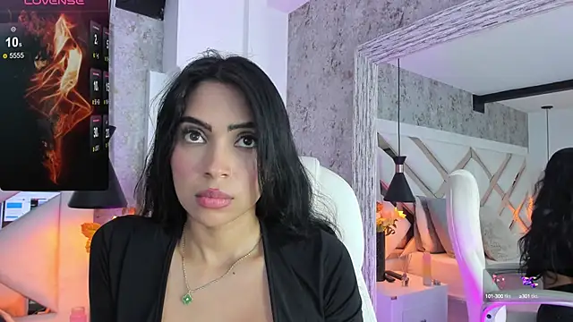 Snapshot of yessica_monteiro chatting on 01/08/25, 12:47 yessica monteiro online show from 01/08/25, 12:47