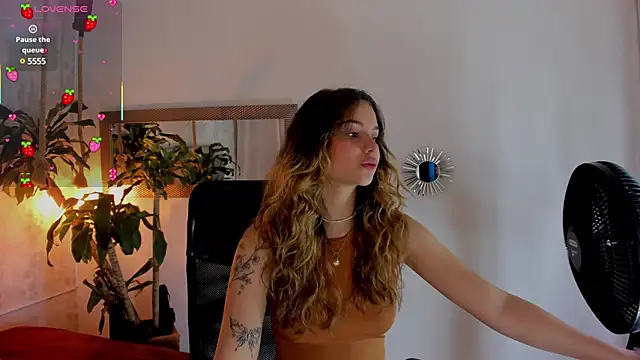 hinata itachi online show from 03/06/25, 10:15