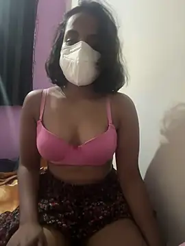 Snapshot of priyadevi17 chatting on 01/25/25, 01:10 priyadevi17 online show from 01/25/25, 01:10