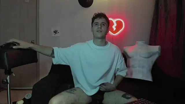 Antonello Vannucci online show from 12/27/24, 02:58