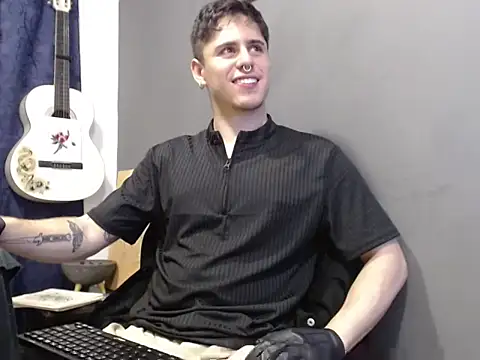 Antonello Vannucci online show from 02/07/26, 10:57