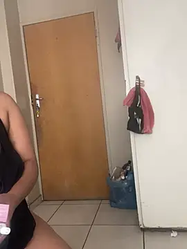 Snapshot of beverlyxxxx chatting on 01/16/25, 12:09 beverlyxxxx online show from 01/16/25, 12:09