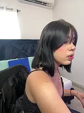 Lily Woodz online show from 02/05/26, 07:07