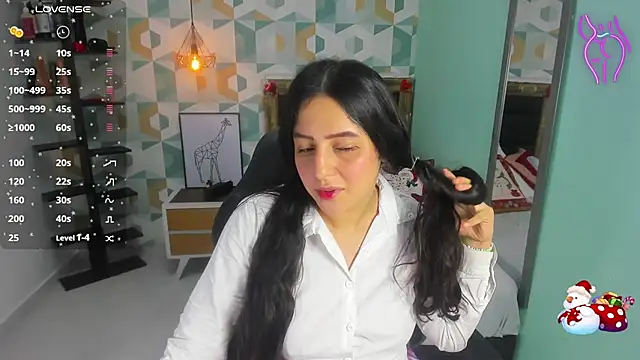 Snapshot of ARYAMORGAN1 chatting on 12/15/25, 03:33 ARYAMORGAN1 online show from 12/15/25, 03:33