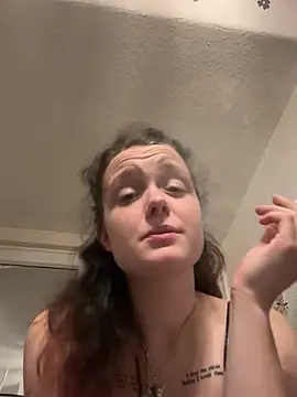 Snapshot of milabandolero chatting on 12/21/24, 09:58 milabandolero online show from 12/21/24, 09:58