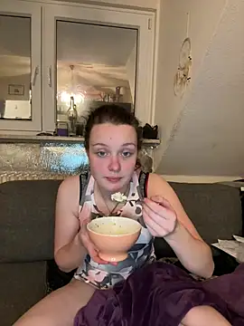 Snapshot of milabandolero chatting on 01/08/25, 06:20 milabandolero online show from 01/08/25, 06:20