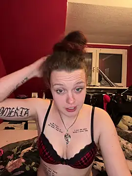 Snapshot of milabandolero chatting on 02/10/25, 07:17 milabandolero online show from 02/10/25, 07:17