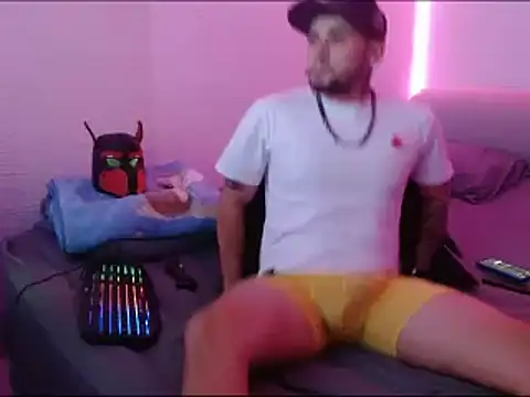 Snapshot of miia-liiam chatting on 01/06/25, 12:27 miia-liiam online show from 01/06/25, 12:27