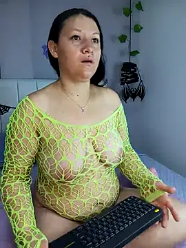 kattia bk online show from 10/18/25, 12:39