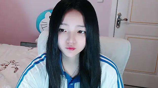 Snapshot of xiao-xiao-D chatting on 03/06/25, 12:30 xiao-xiao-D online show from 03/06/25, 12:30