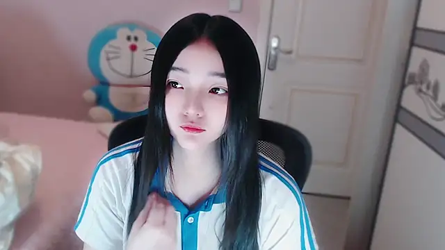 Snapshot of xiao-xiao-D chatting on 11/18/25, 04:55 xiao-xiao-D online show from 11/18/25, 04:55