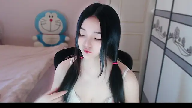 Snapshot of xiao-xiao-D chatting on 11/22/25, 03:27 xiao-xiao-D online show from 11/22/25, 03:27