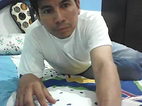 Snapshot of bisexual0007 chatting on 01/02/25, 03:58 bisexual0007 online show from 01/02/25, 03:58