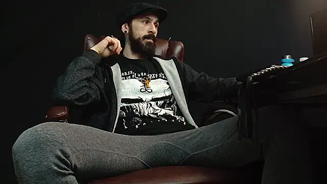 AxelColton online show from 01/13/25, 06:16